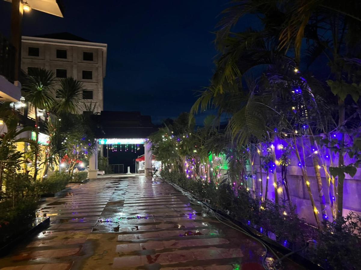 Jasmine Garden Resort ヴァンヴィエン エクステリア 写真