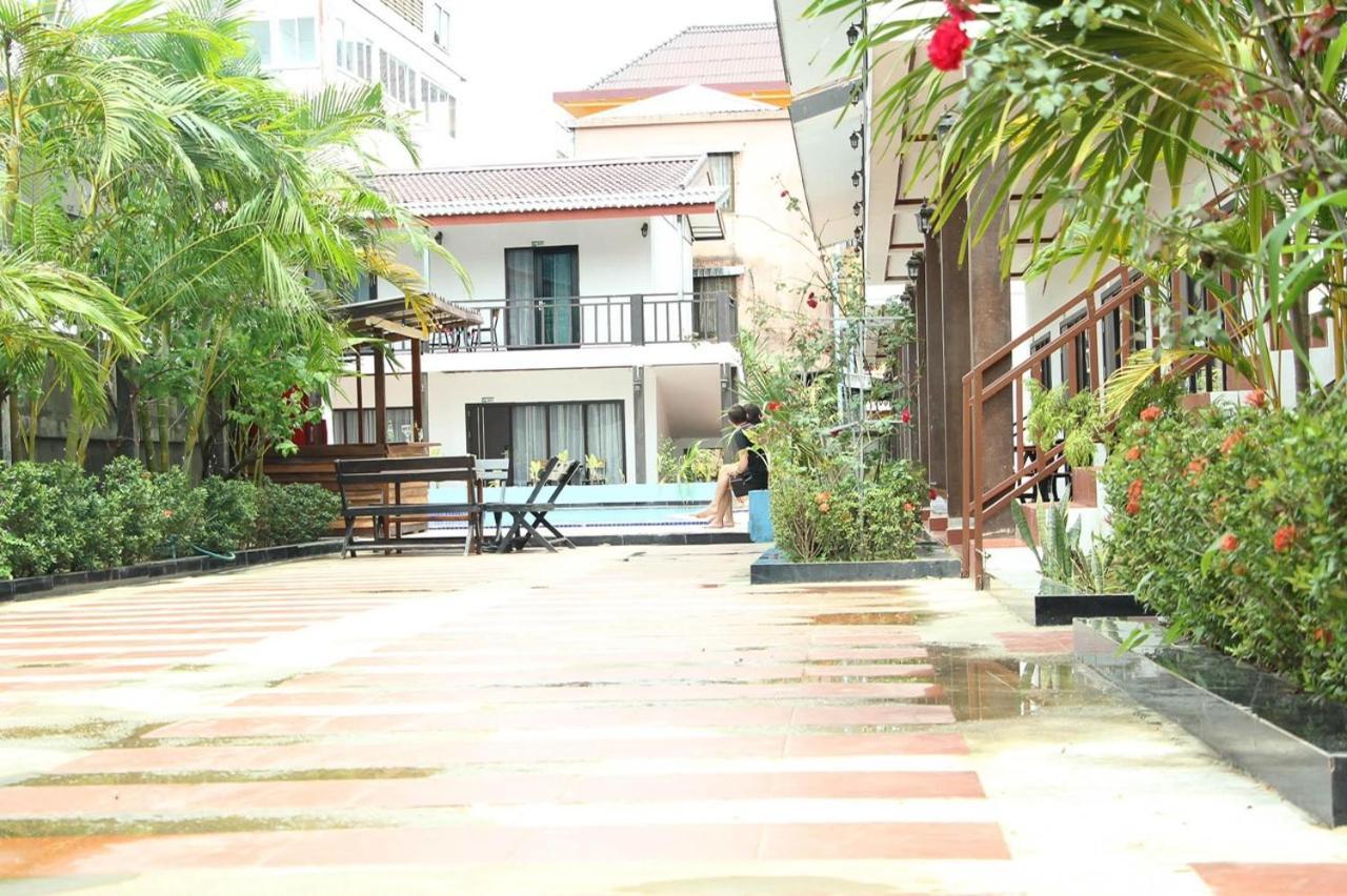 Jasmine Garden Resort ヴァンヴィエン エクステリア 写真
