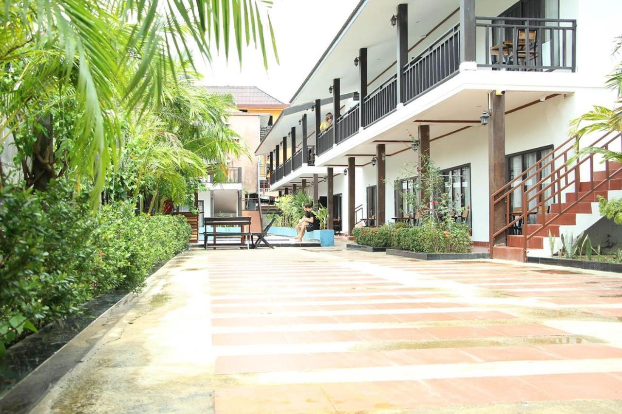 Jasmine Garden Resort ヴァンヴィエン エクステリア 写真